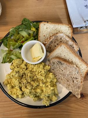Scrambled tofu   at Katers Köök in Hamburg