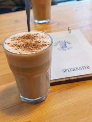 Chai latte at Katers Köök in Hamburg