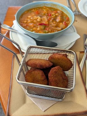 Callos a base de setas, y falafel casero at Mesón O Recuncho in Viveiro