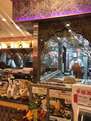 Gorgeous interior   at Chatpata in Osaka