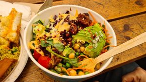 Teriyaki Tempeh Bowl at Ibiza bowls in Copenhagen