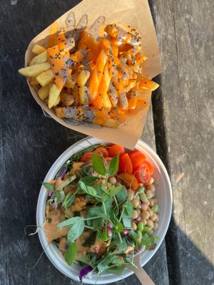 Tempeh Bowl + Fries at Ibiza bowls in Copenhagen