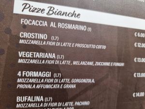 Vegetarian pizza at La Follia in Rome