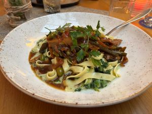 Teriyaki-Bowl at Festland in Krummhoern