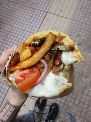  at Mama Tierra - Acropolis in Athens