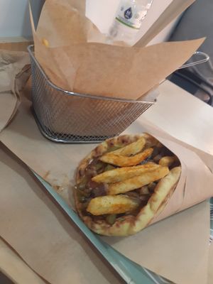  at Mama Tierra - Acropolis in Athens