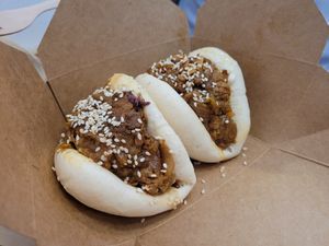  at Mama Tierra - Acropolis in Athens