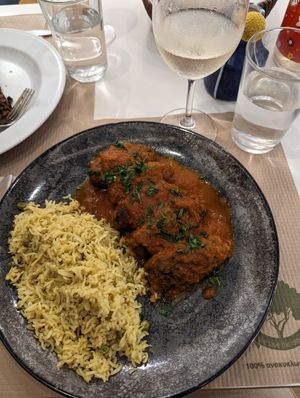 Soutzoukaki with pilau rice at Mama Tierra - Acropolis in Athens