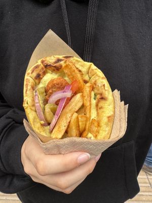 Chicken souvlaki  at Mama Tierra - Acropolis in Athens