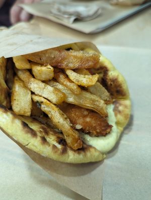 Chicken souvlaki at Mama Tierra - Acropolis in Athens