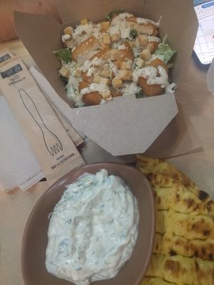 Greek salad and tzatziki at Mama Tierra - Acropolis in Athens