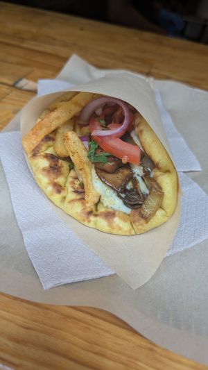  at Mama Tierra - Acropolis in Athens