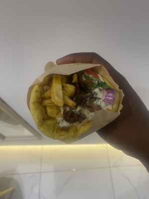 Mushroom souvlakii  at Mama Tierra - Acropolis in Athens