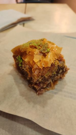  at Mama Tierra - Acropolis in Athens