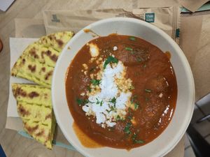  at Mama Tierra - Acropolis in Athens