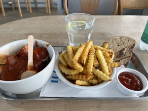 Vegan Currywurst  at Seebistro LUZ in Luzern