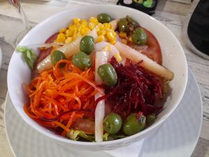 Ensalada vegana at A Ca la Capi in Almunecar