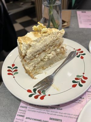 Apple caramel cake  #Veganuary at Owca Cała in Poznan