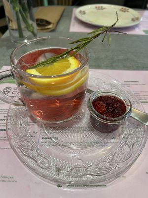 Jam tea #Veganuary at Owca Cała in Poznan