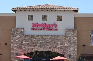 Great store and juice bar at Mother's Market in Anaheim