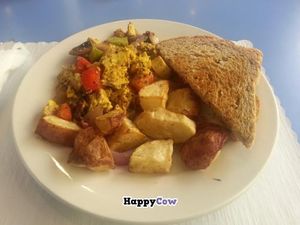 tofu scramble at The Green Table in Palm Harbor