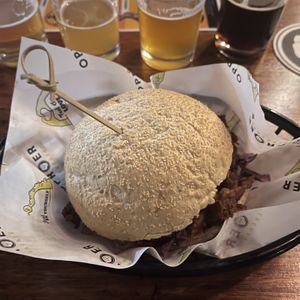 Bbq pulled jackfruit   at Oproer Brouwerij Biercafé in Utrecht