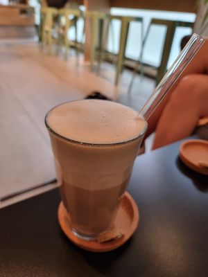  at LUSH Cafe in Munich