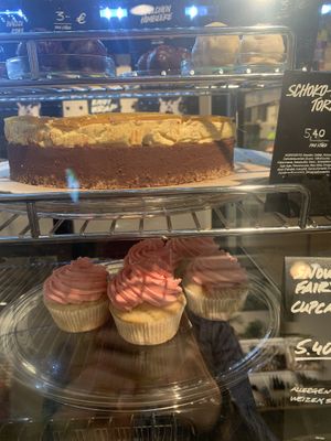   at LUSH Cafe in Munich