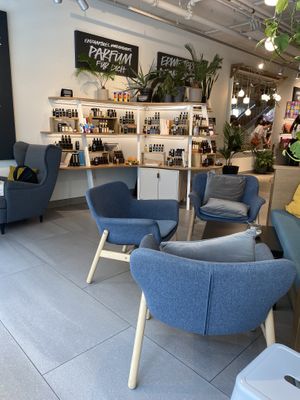 Seating  at LUSH Cafe in Munich