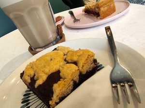  at LUSH Cafe in Munich