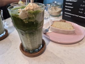 Treat! at LUSH Cafe in Munich