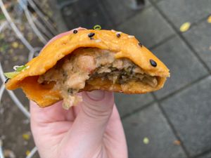 Thai flavour  at Space Bao 宇宙生煎 in Taipei