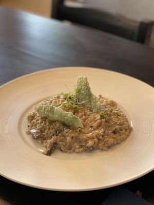 Risotto con queso de anacardos  at Oé Bistró in Leioa
