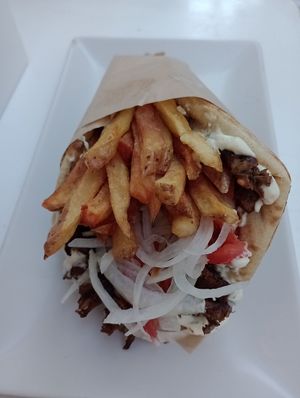 Greek gyros at Rhino Vegan Beat in Mykonos