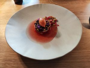 Tomato with crumble at Magdalena in Rickenbach