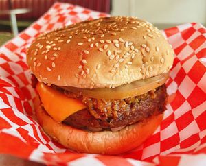 Tommy’s style chill cheeseburger✨  at Veggietize me in Panorama City
