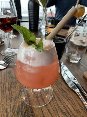 Cocktail  at Funken Lodge in Longyearbyen