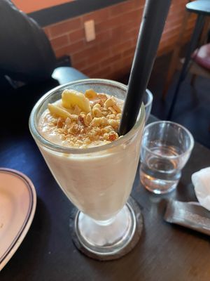 Caramel banana shake  #Veganuary at BOX Burger - 宮城野店 in Hakone