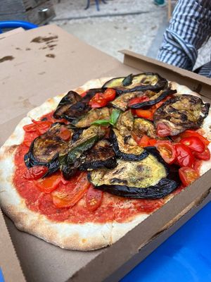 Vegetariana Pizza made vegan at Proeflokaal ‘t Blauwe Theehuis in Amsterdam