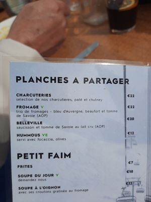  at Le Skilt in Les Belleville