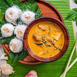 Thai Vegan Crab Curry & Lions Mane Mushroom at Life On Plants in Phuket