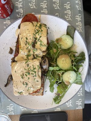 “Eggs” Benedict   at Galripo in Peso Da Regua