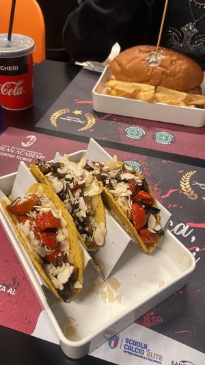 sehr leckere Tacos  at Timeout Argiro Burger Bar in Bari