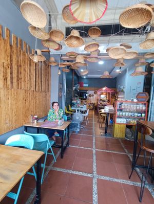  at Sthāni V² in Phnom Penh