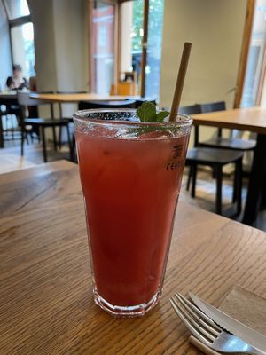 Pure Lady   at 60 seconds to Napoli in Berlin