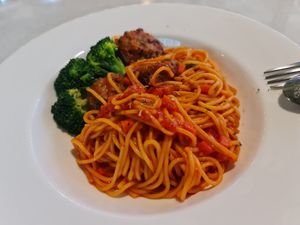 Tomato Spaghetti & Meatballs at Red Apple 红苹果素食 - Tampines in East Singapore