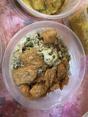 Olive fried rice   at Red Apple 红苹果素食 - Tampines in East Singapore