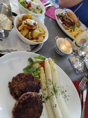 Burger, Asparagus at Cafe Restaurant Am Flugplatz in Wyk Auf Foehr