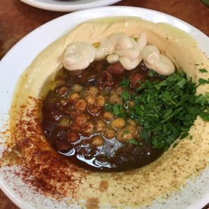 hummus  at Abu Dhabi Hummus Bar in Beer Sheva