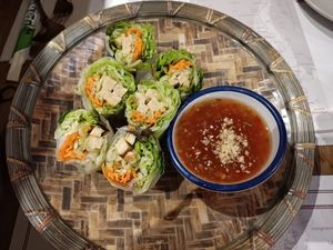 Tempe poh pia sod - rollitos de pasta de arroz at Tik Thai in Granollers